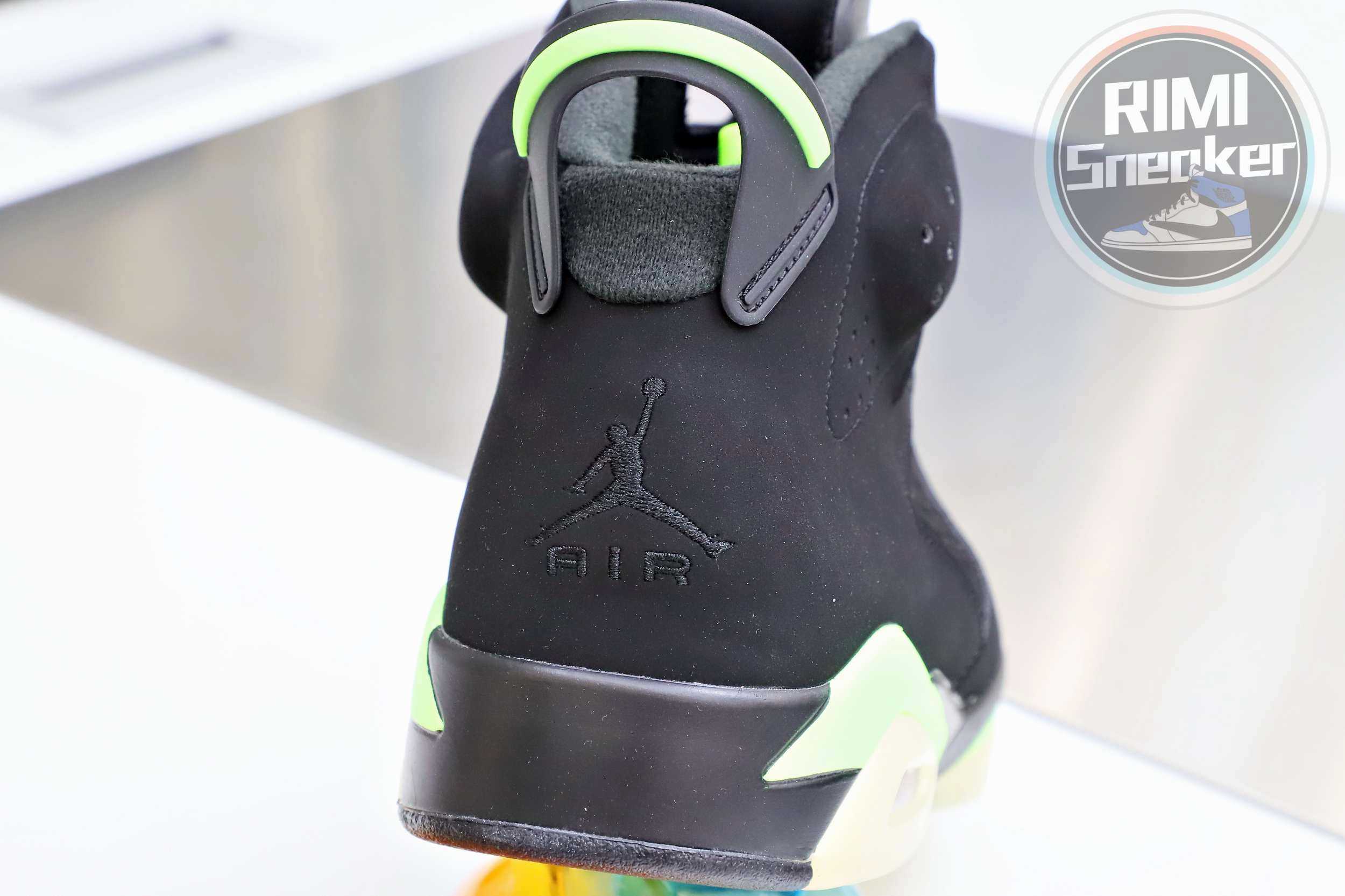 AIR JORDAN 6 RETRO