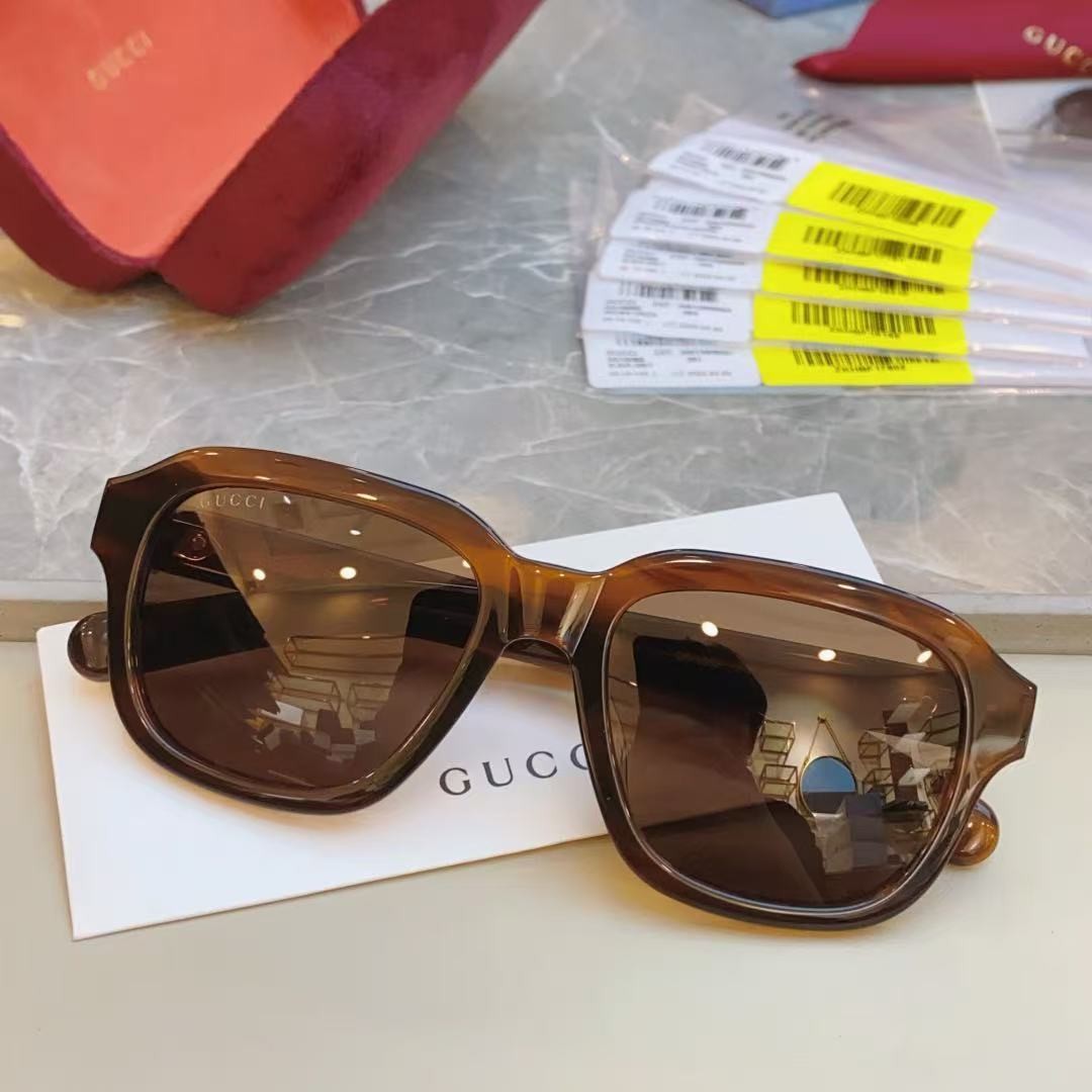 G*u*i new trend sunglasses
