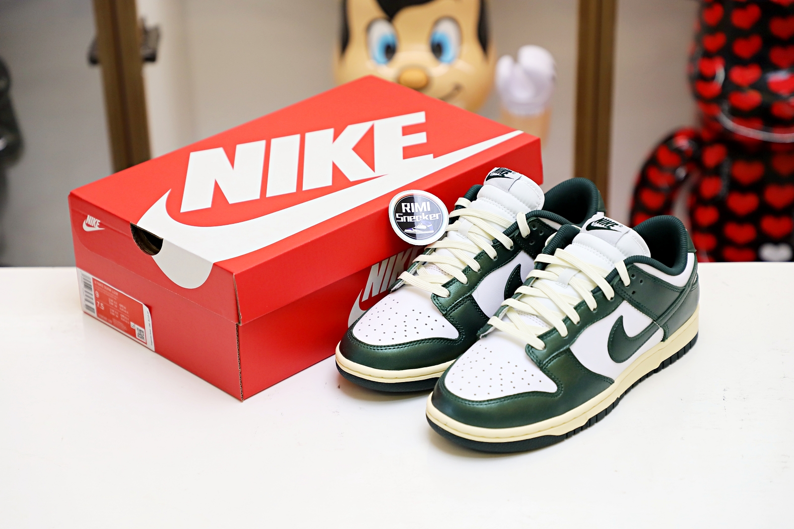 NIKE WMNS DUNK LOW