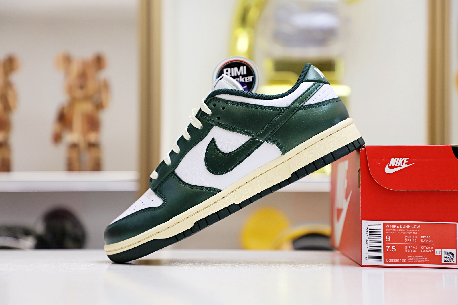 NIKE WMNS DUNK LOW