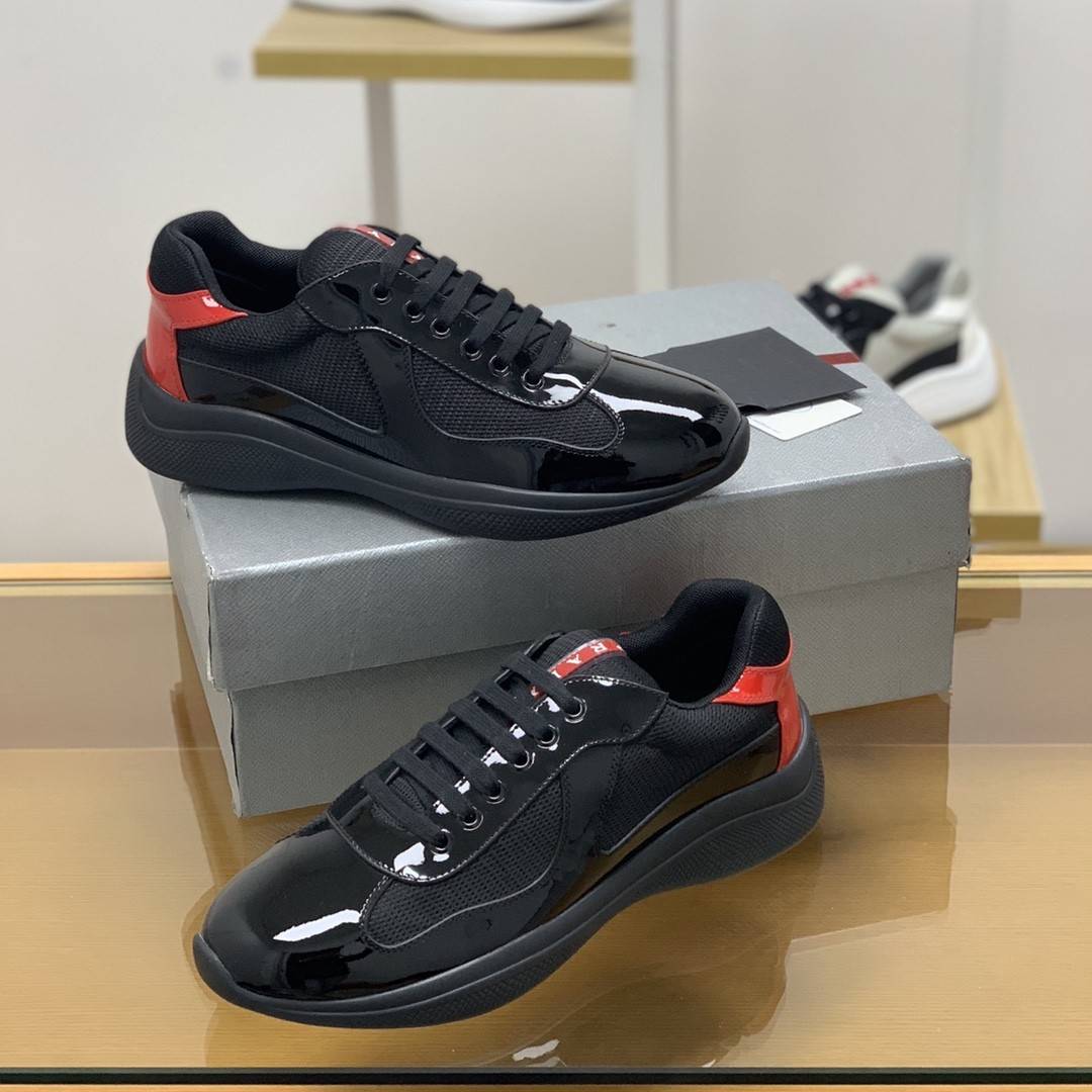P*DA Sneakers