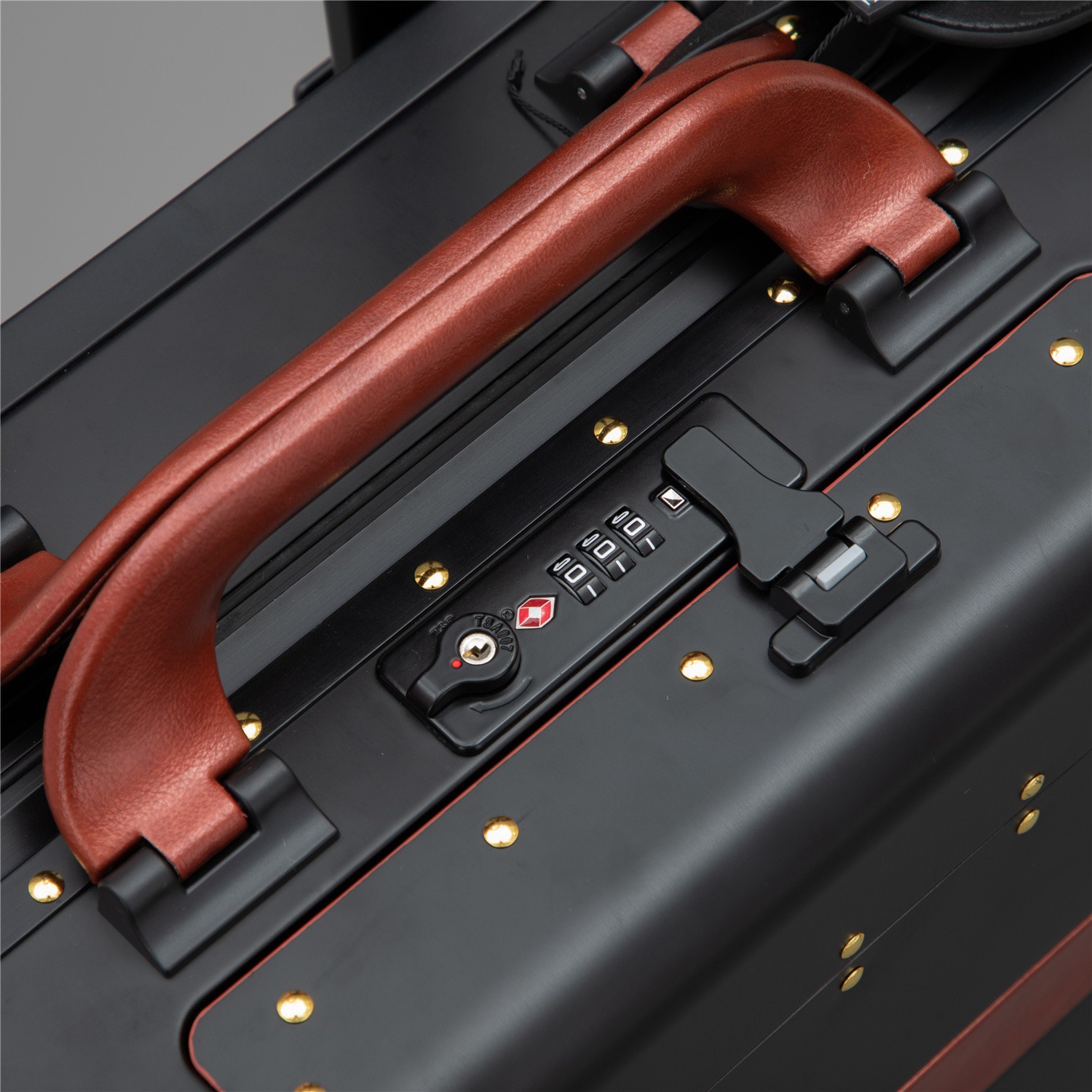 G*u*i luggage/trolley case aluminum-magnesium alloy cabin case size: 20 inches