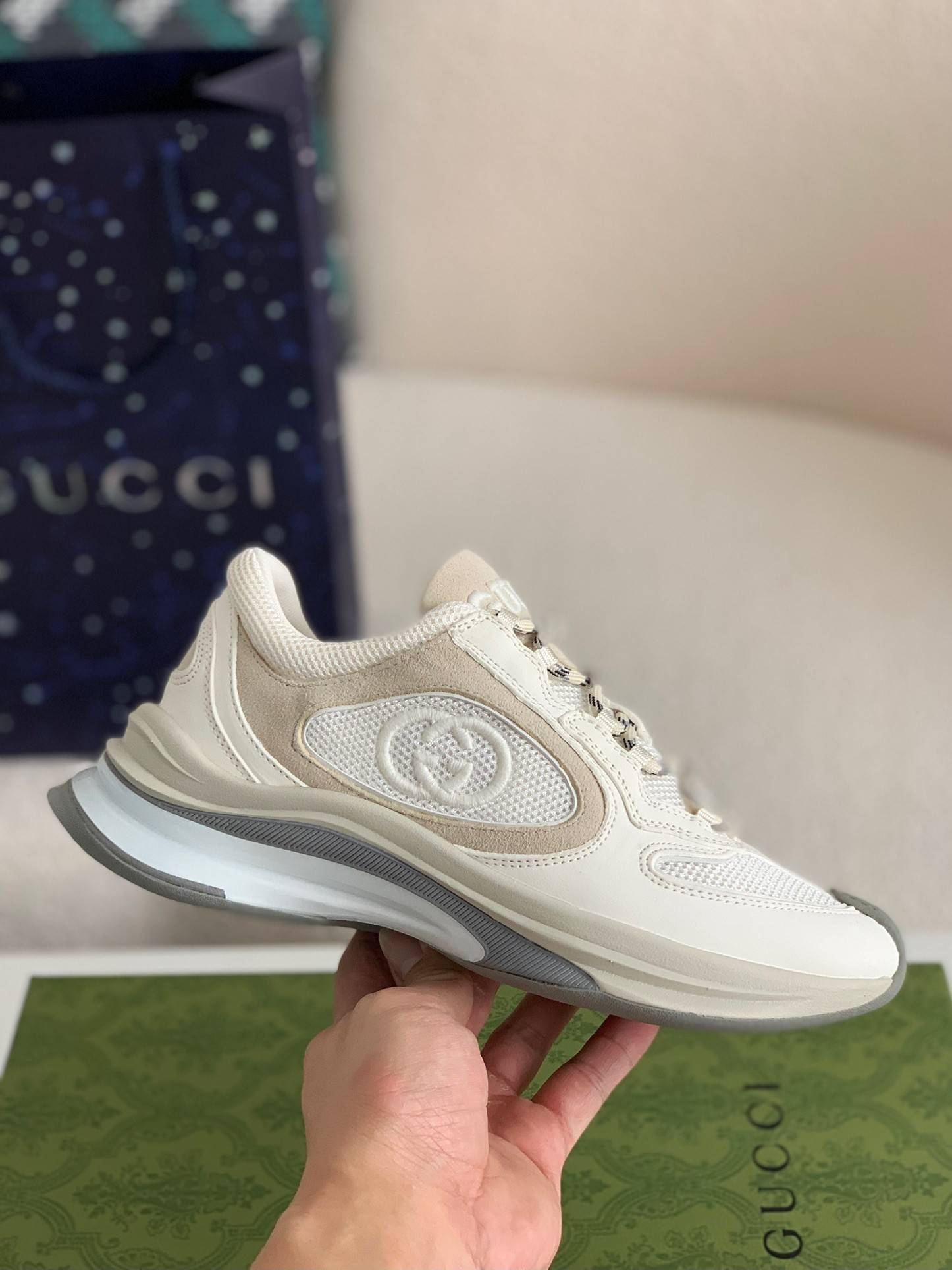 GU*IRun Series Sneakers