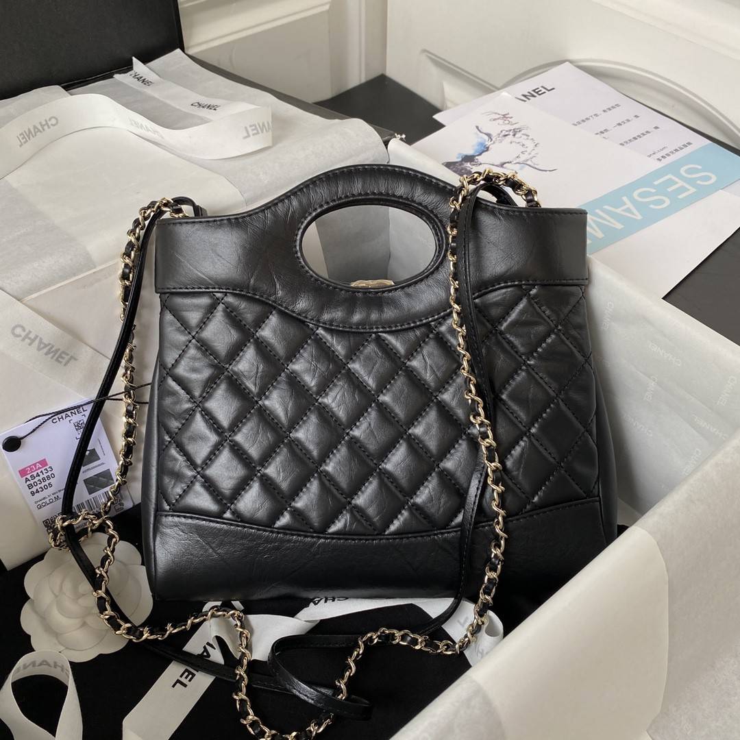 CH*EL23A mini 31 bag AS4133, top quality Size: 22 * 23 * 5.5cm