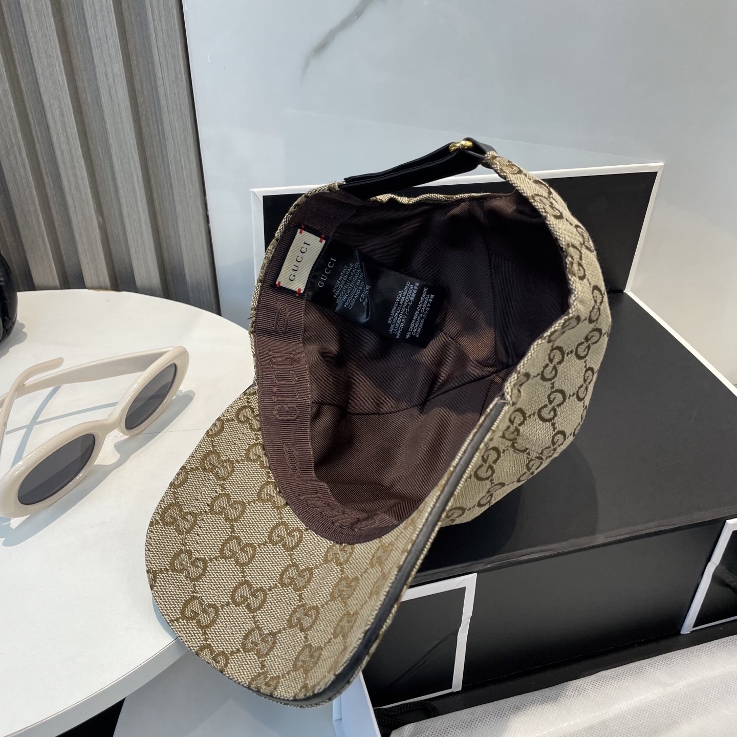 [#4927] G*u*i baseball cap peaked c ap hat
