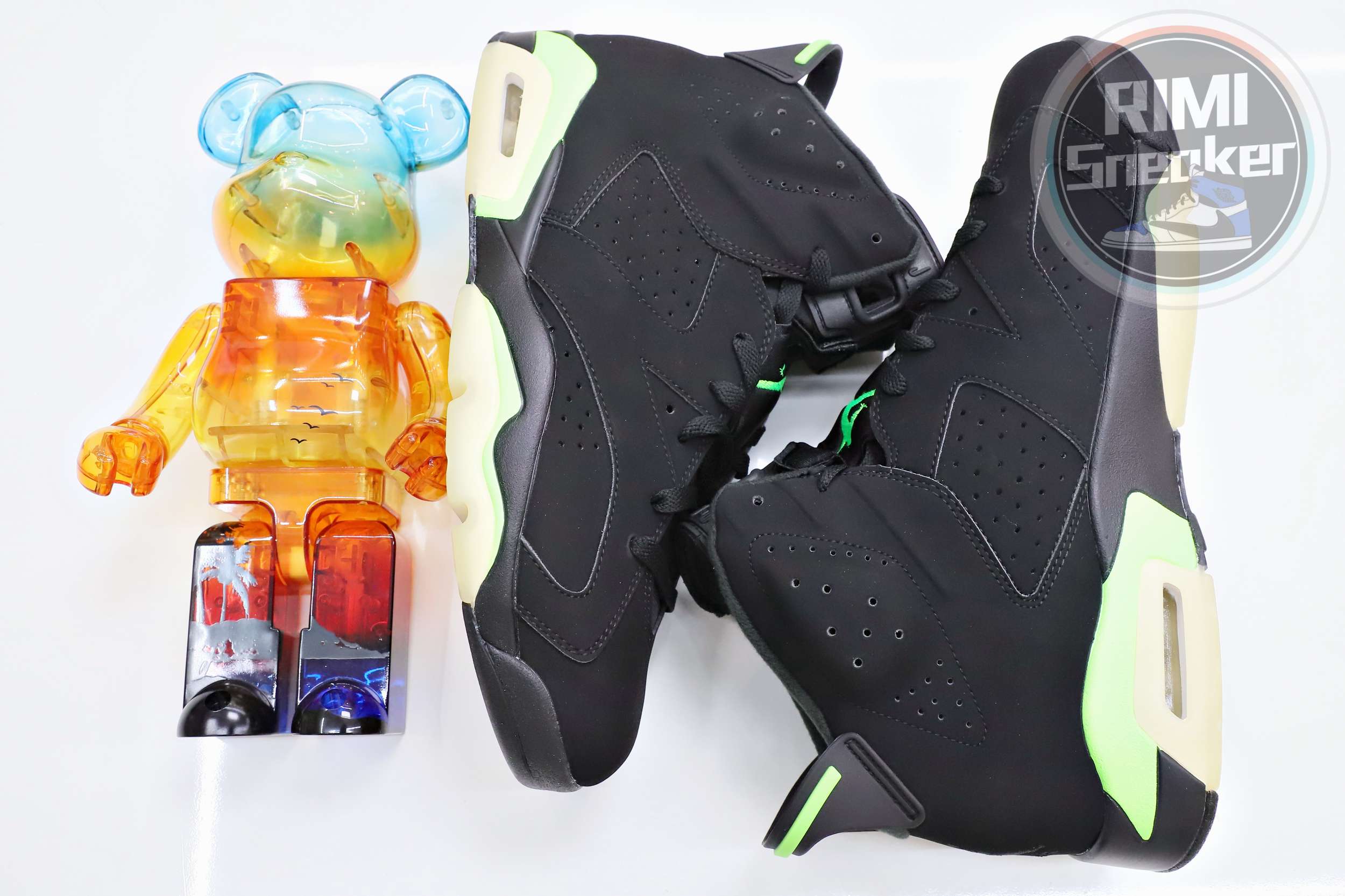 AIR JORDAN 6 RETRO