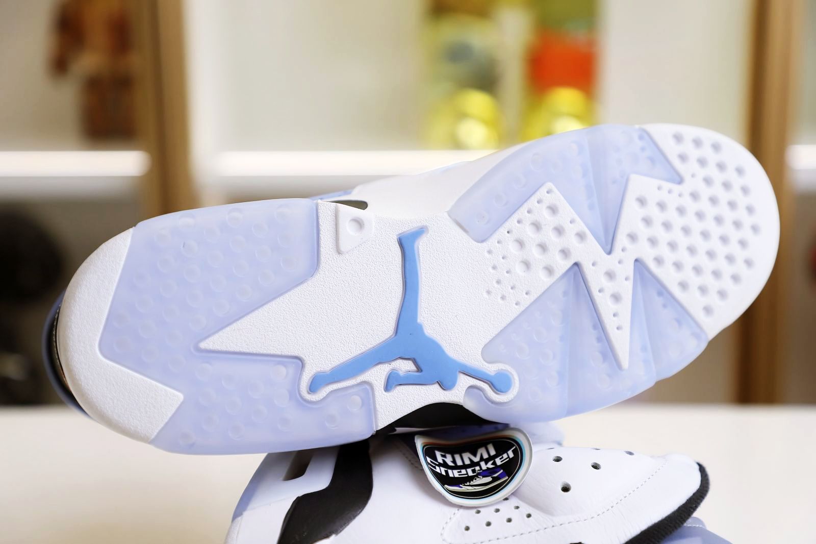 AIR JORDAN 6 RETRO
