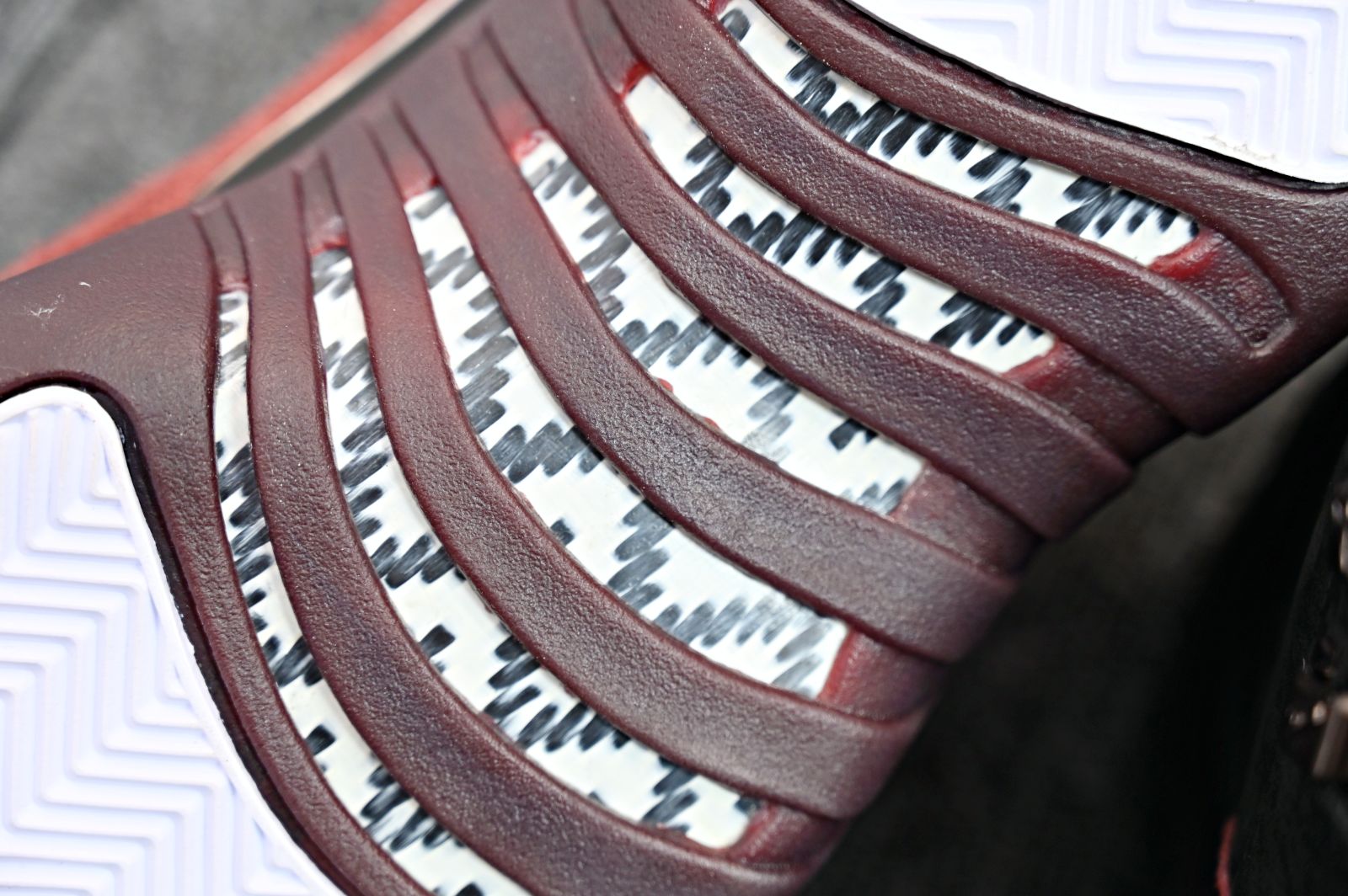 AIR JORDAN 12 RETRO