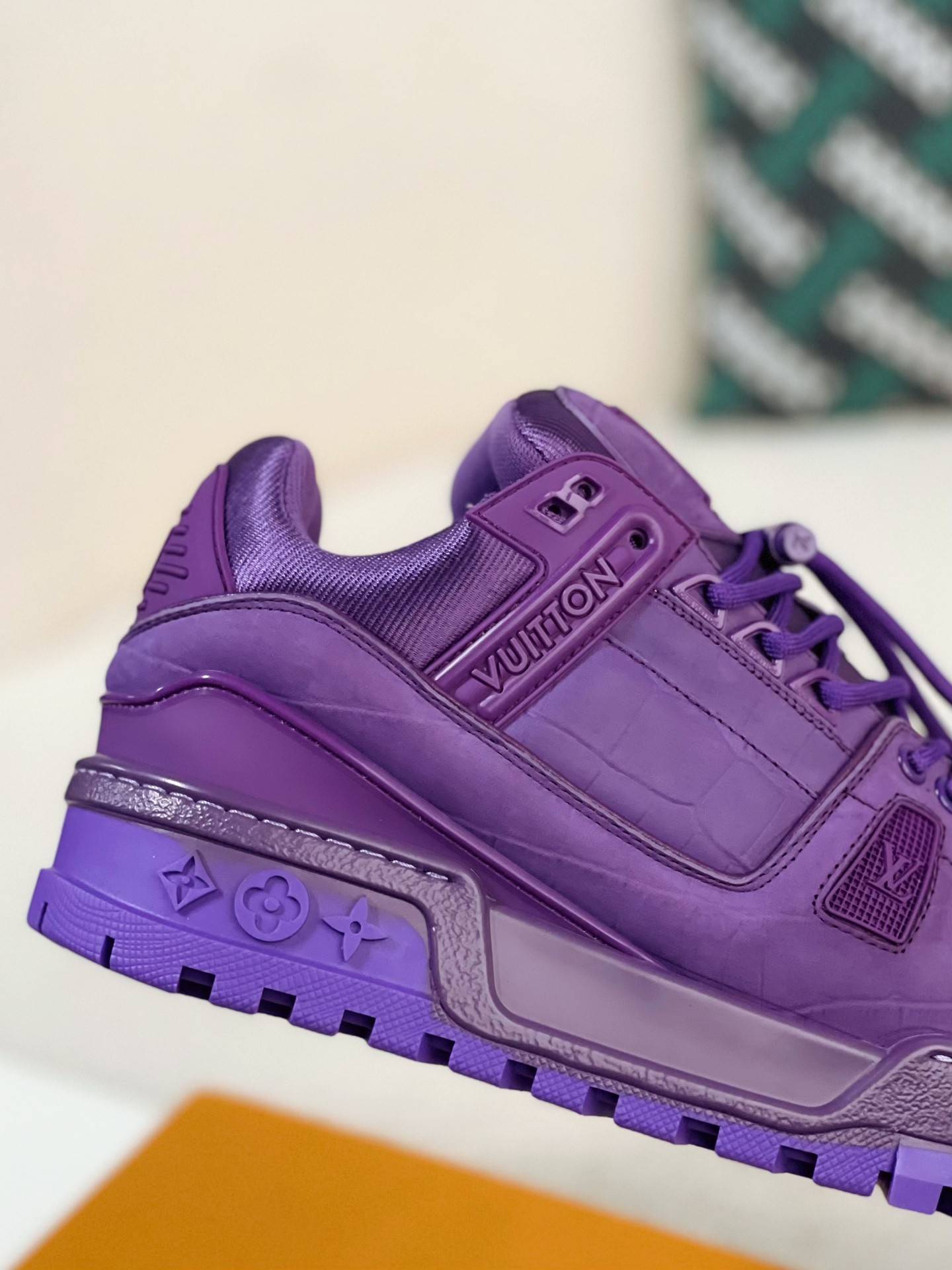 L*V TRAINER MAXI SNEAKERS
