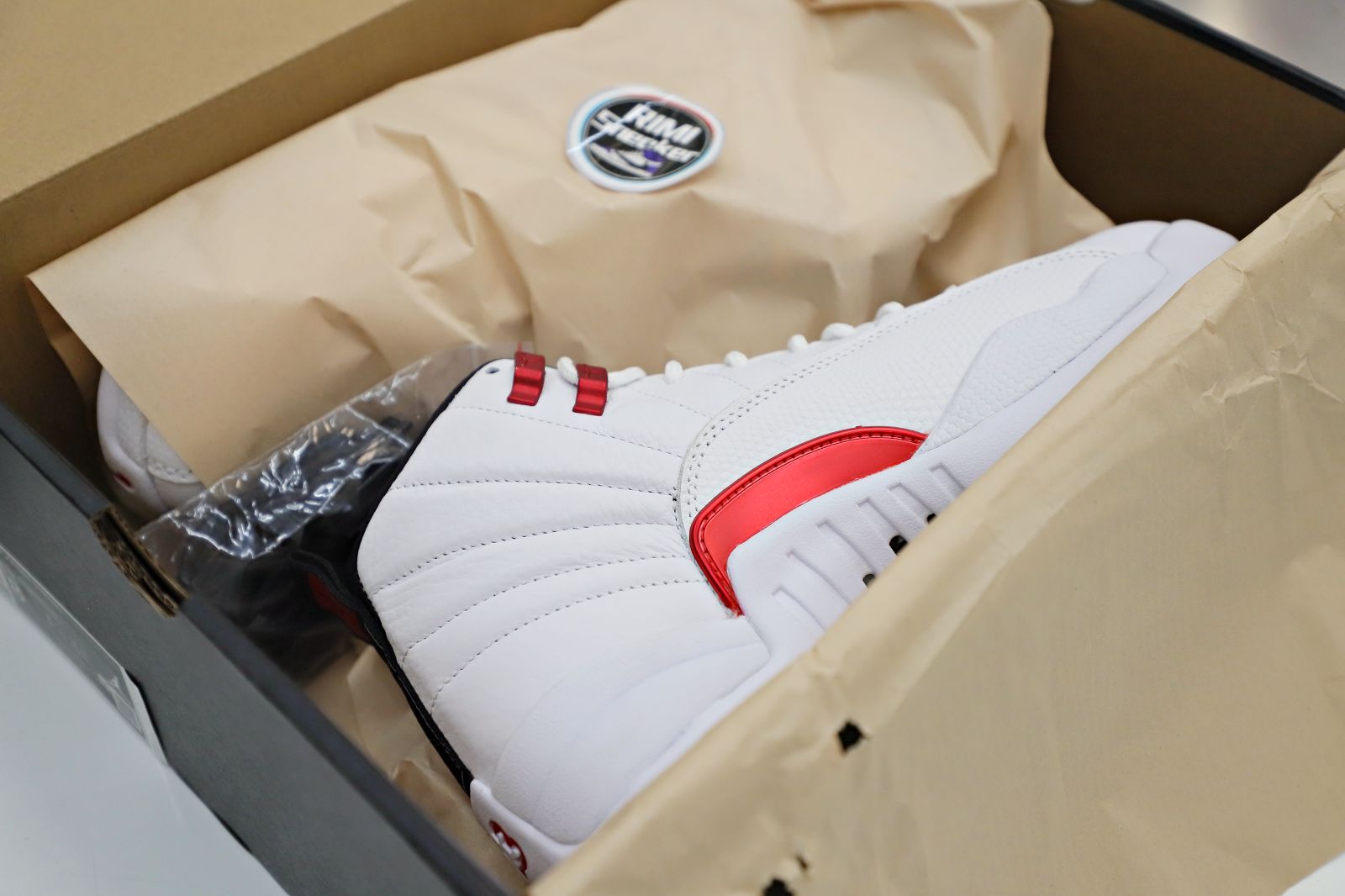 AIR JORDAN 12 RETRO