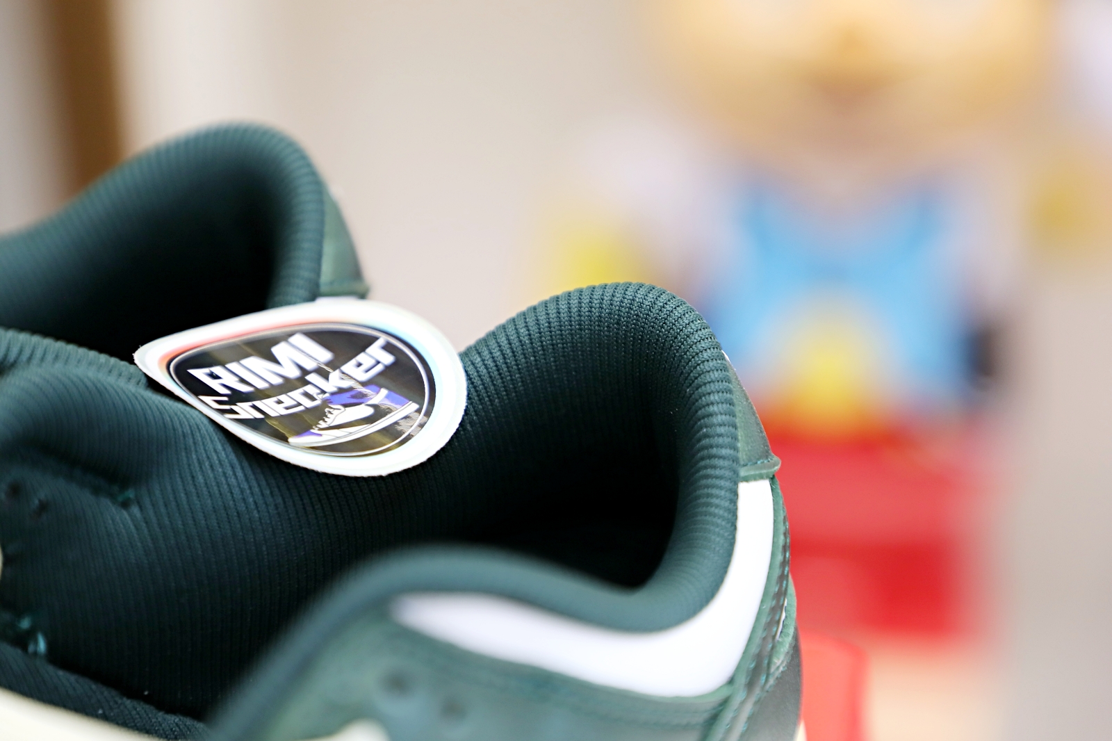 NIKE WMNS DUNK LOW