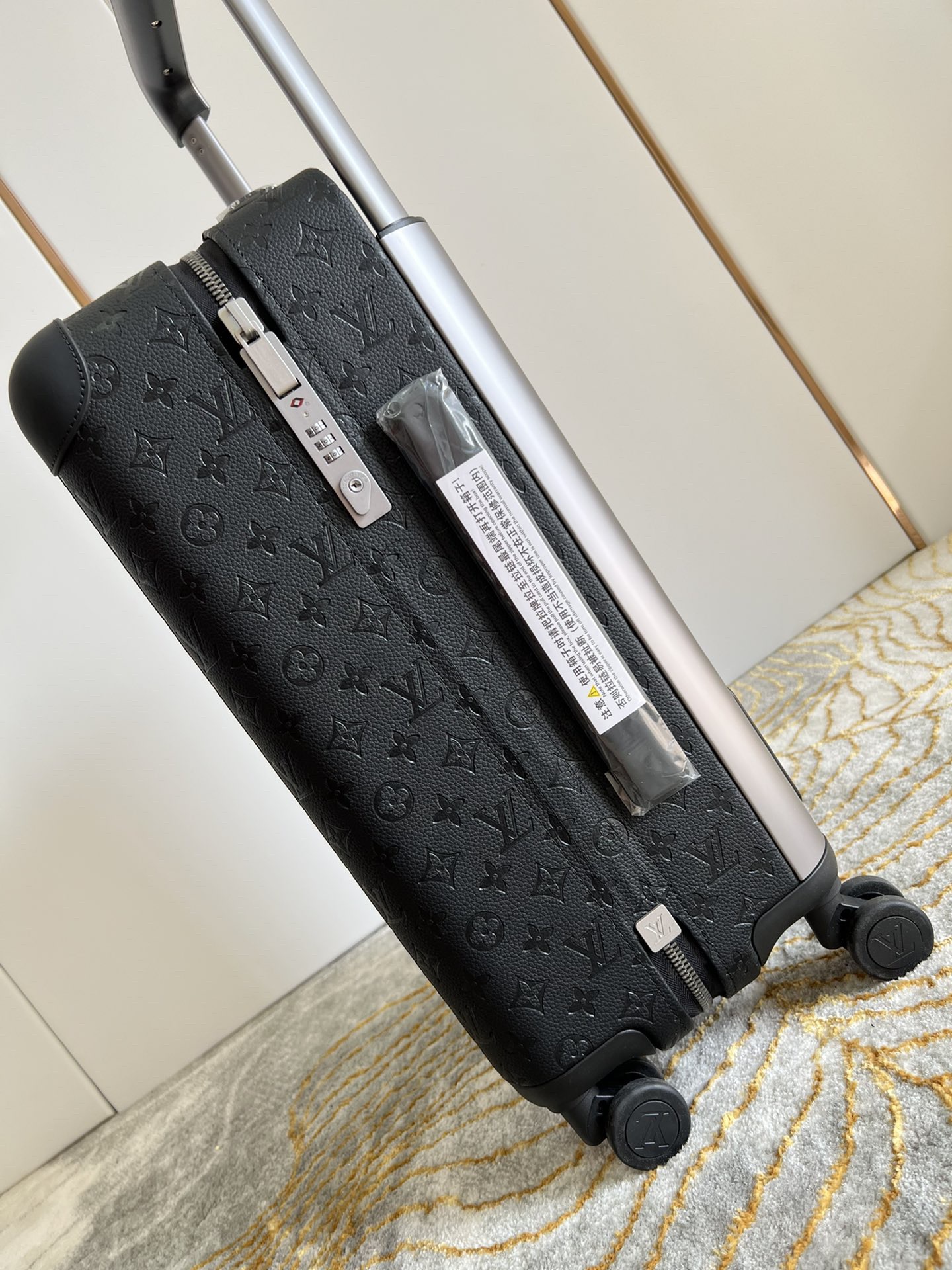 L*V M12807 Horizon 55