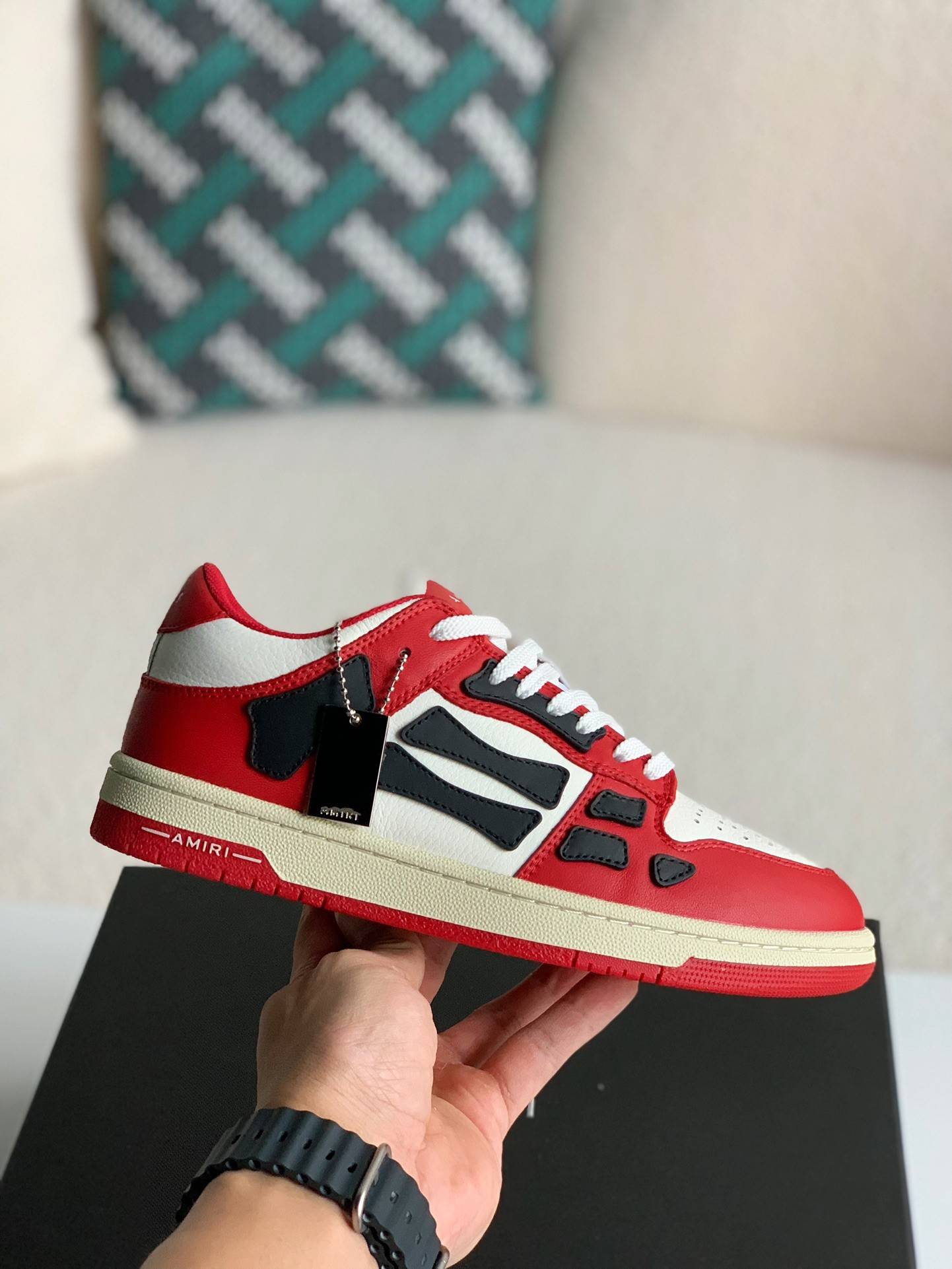 A*RI Bone Sneakers