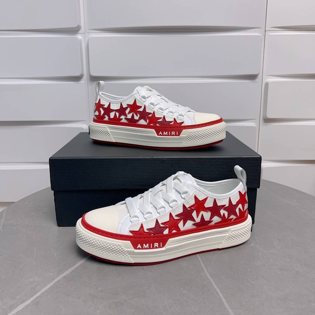 A*RI Sneakers