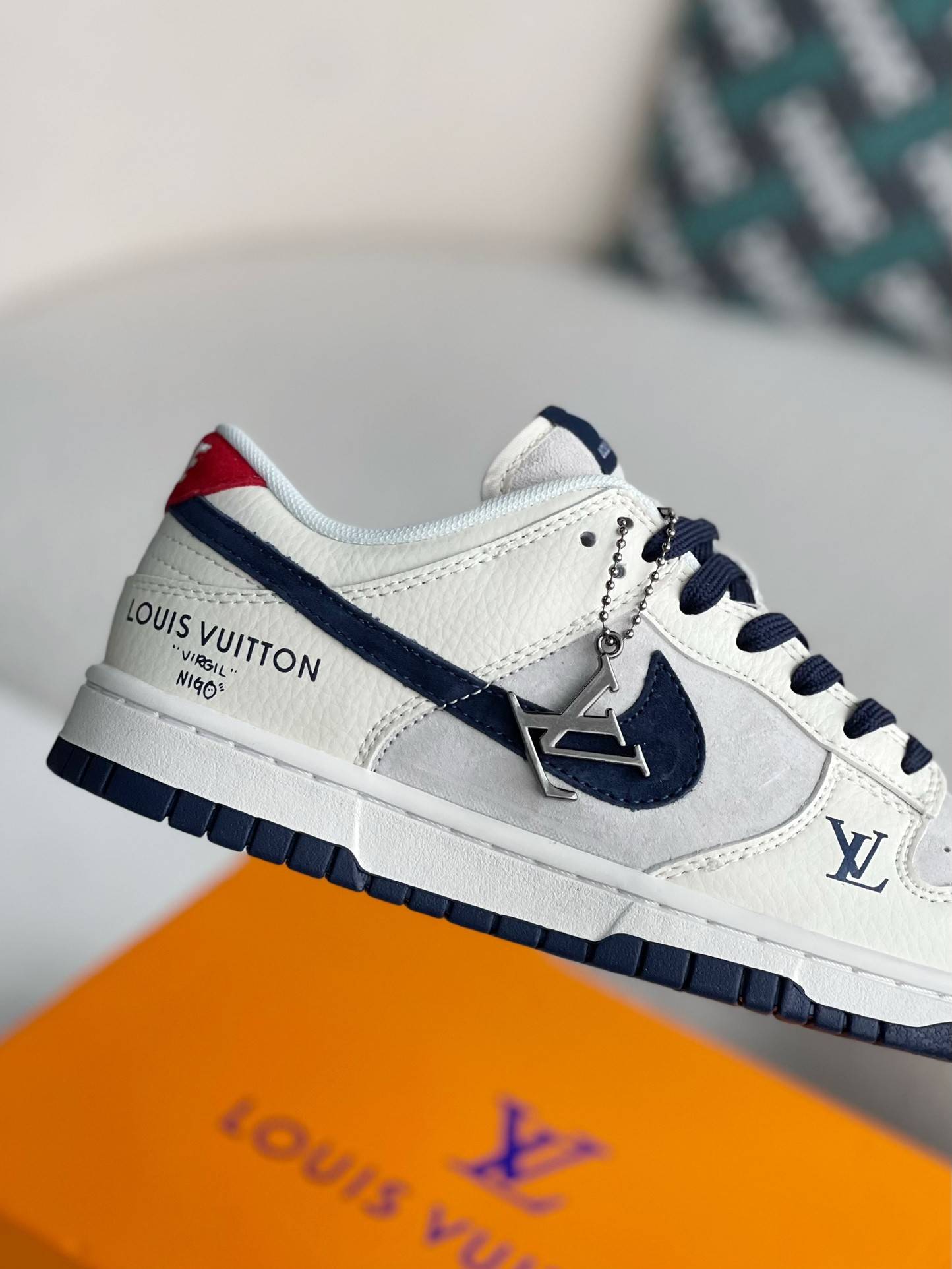 L*V x Nike Dunk Low-top board shoes