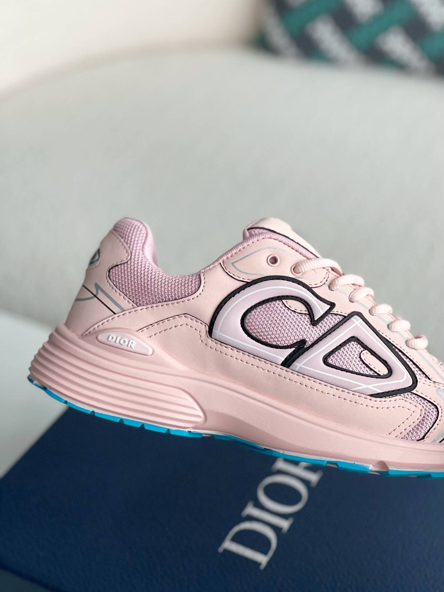 D*OR B30 New Sneaker
