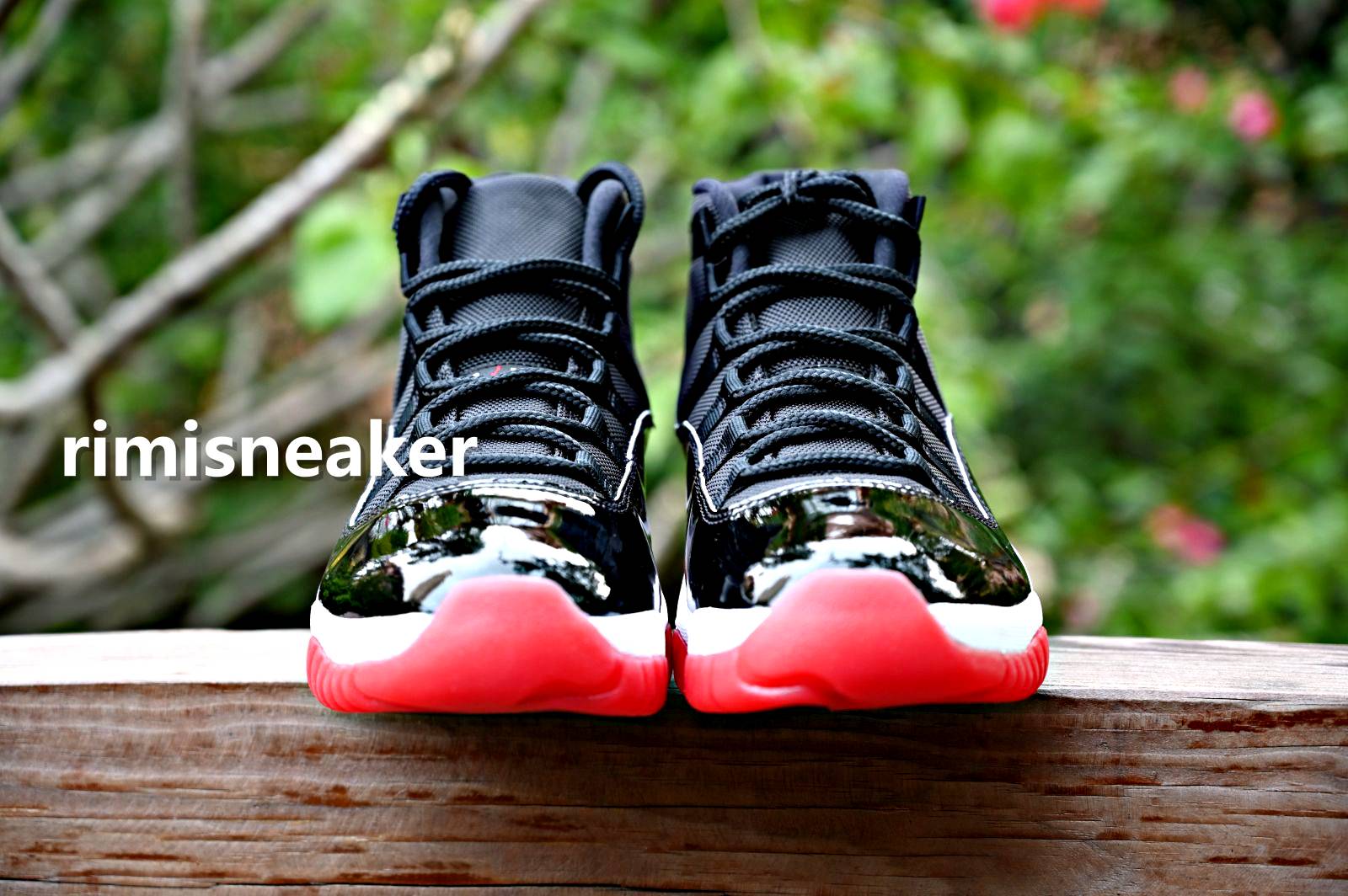 AIR JORDAN 11 RETRO