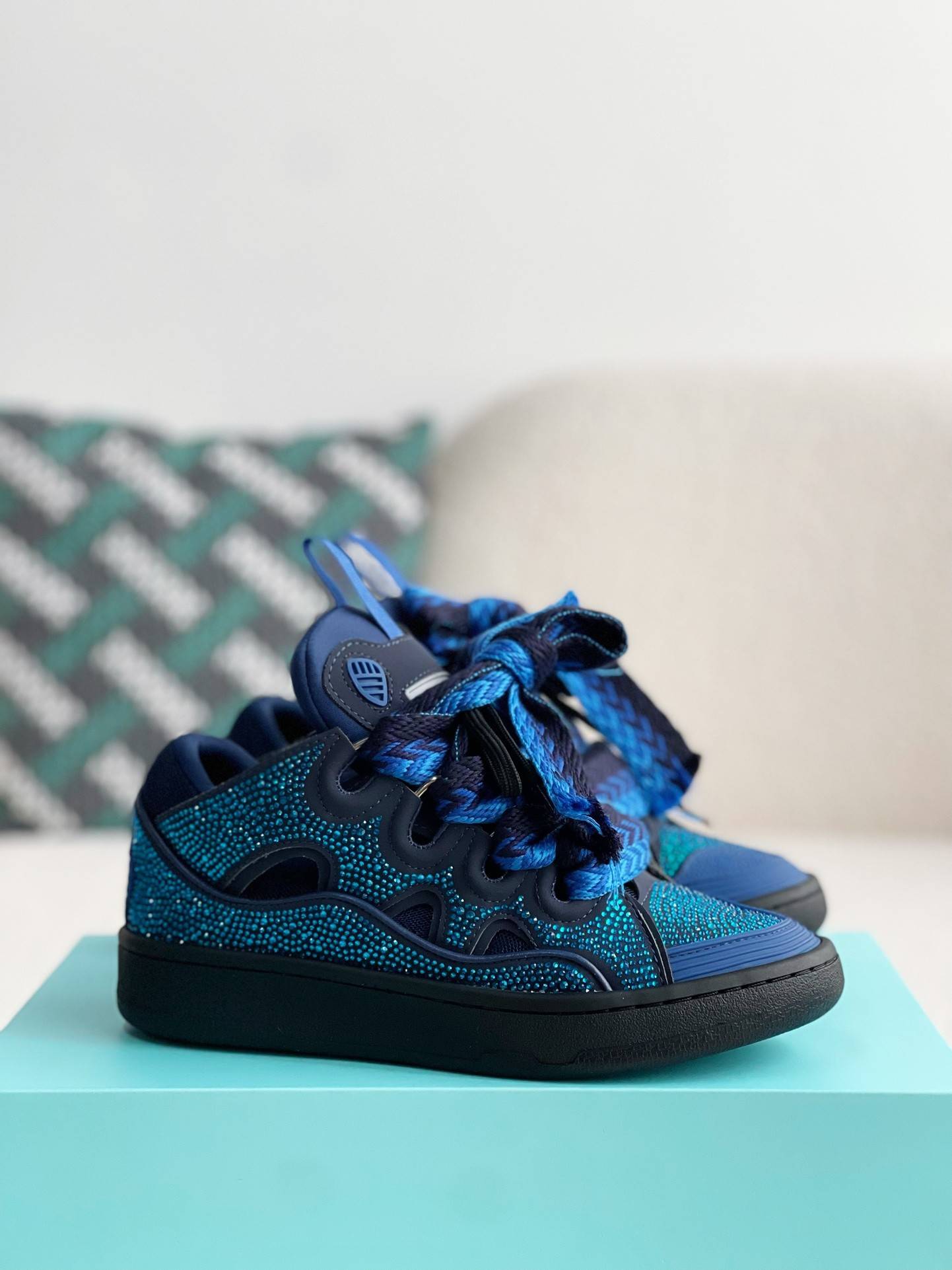 LA*N Sneaker