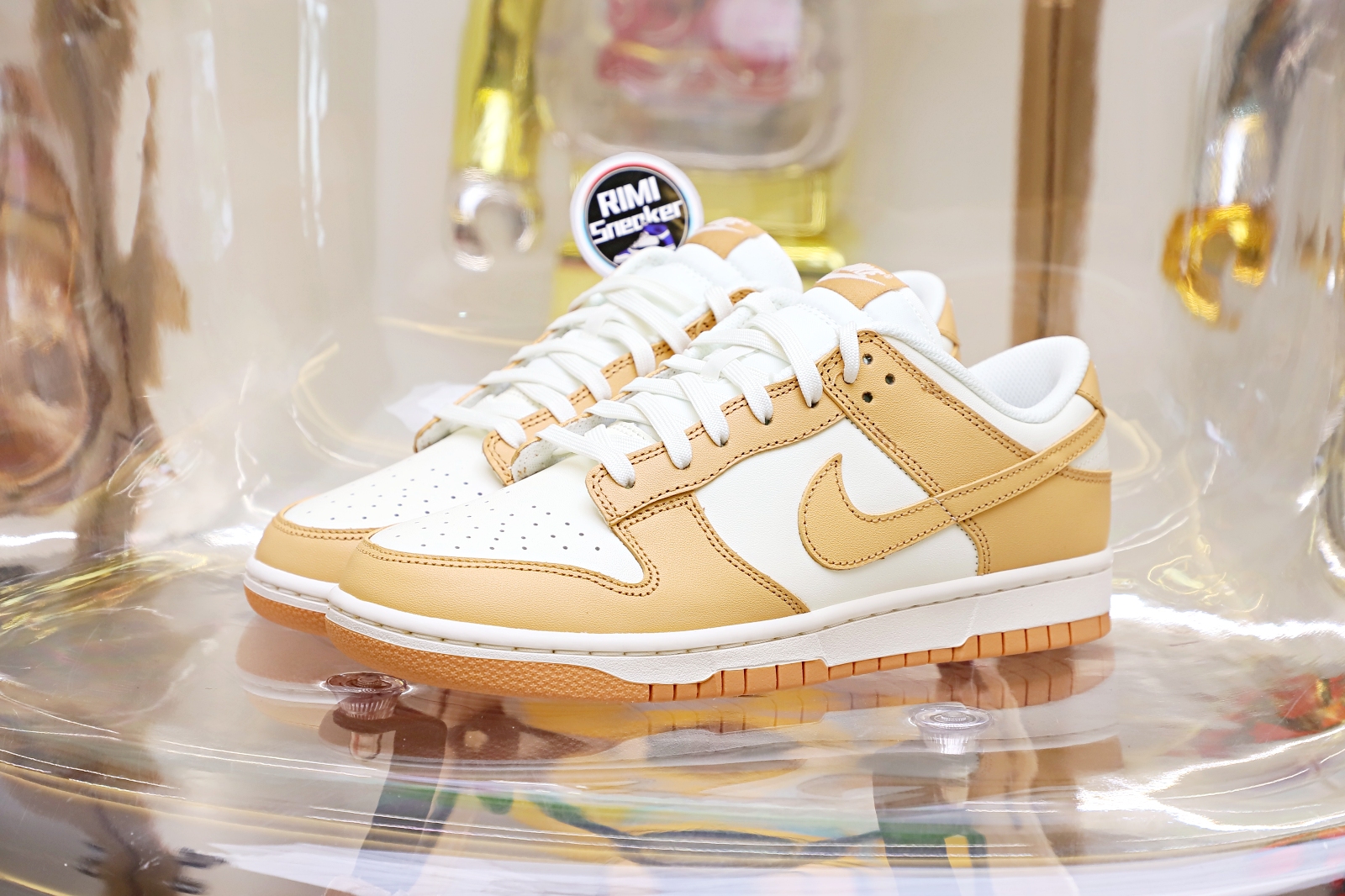 WMNS DUNK LOW