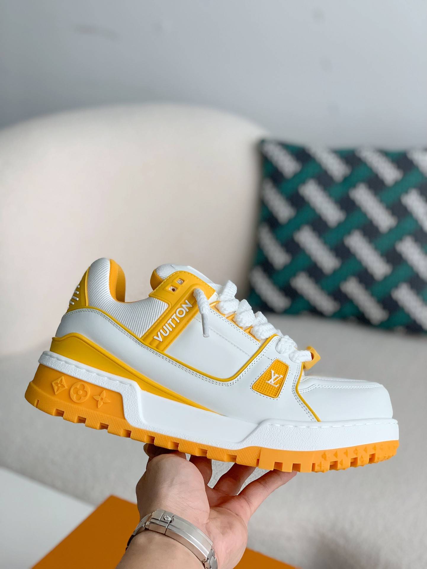 L*V TRAINER MAXI SNEAKERS