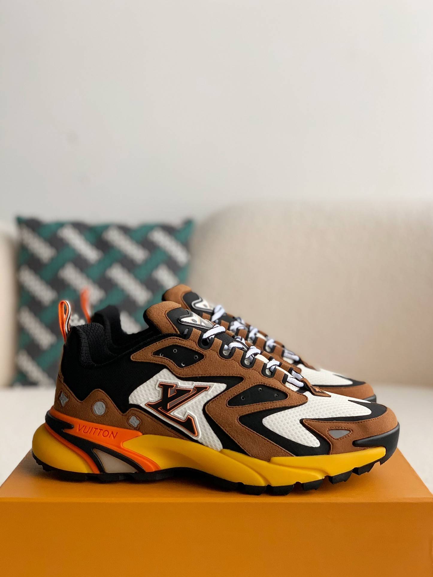 L*V Runner Tatic Sneakers