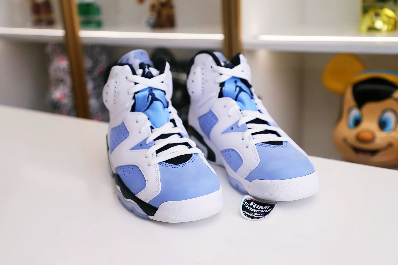 AIR JORDAN 6 RETRO