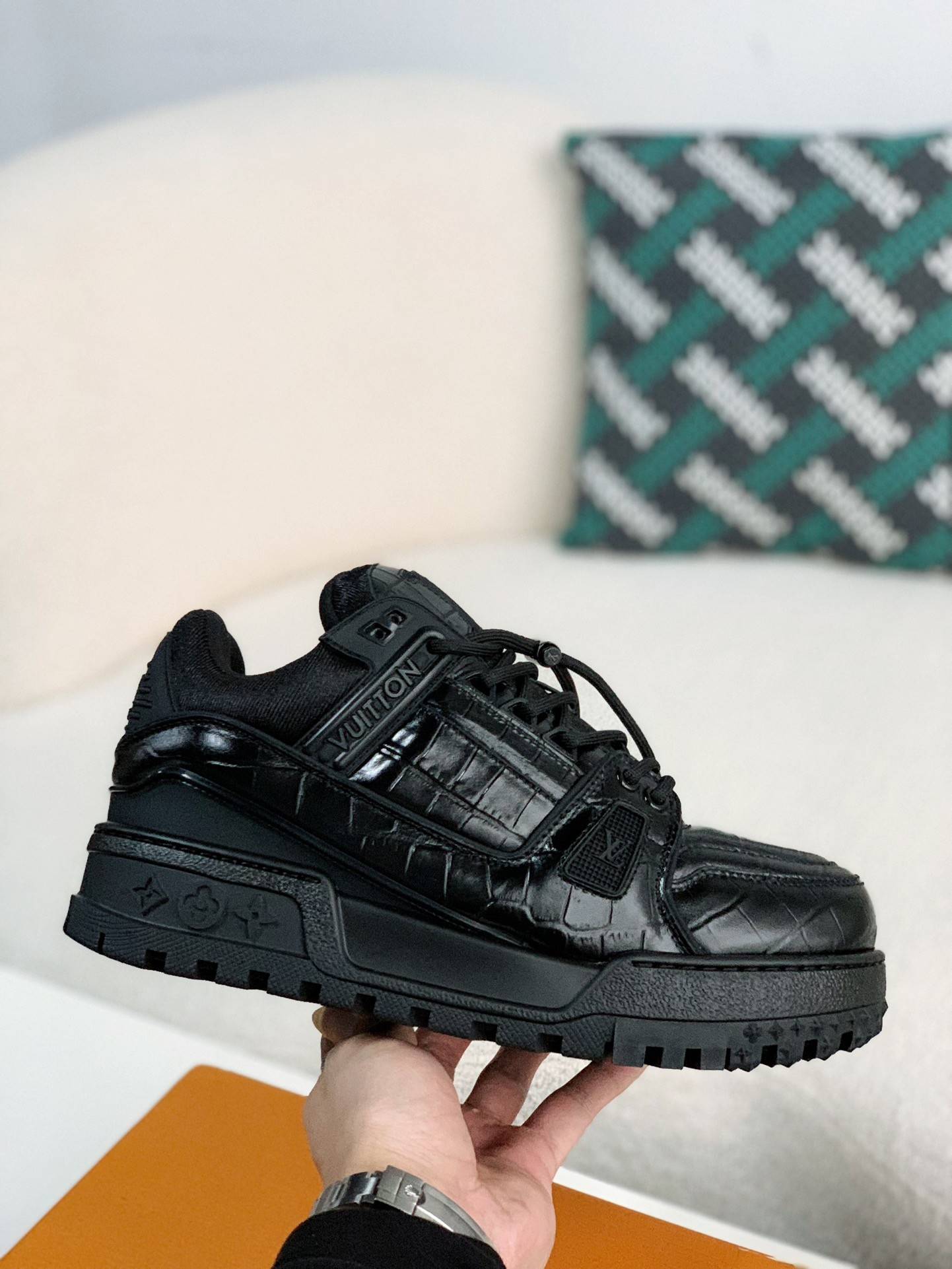 L*V TRAINER MAXI SNEAKERS