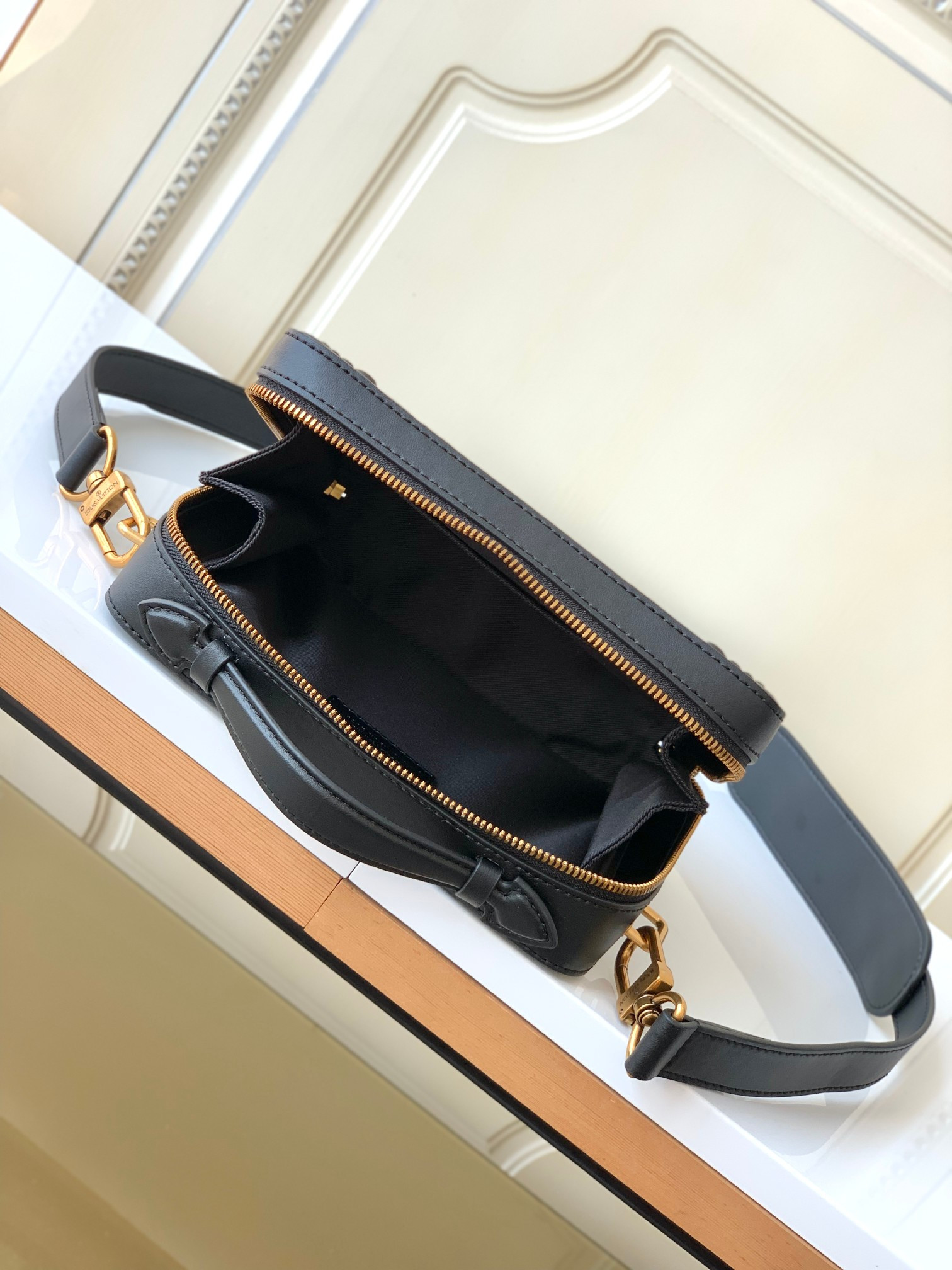 Lv Soft Trunk