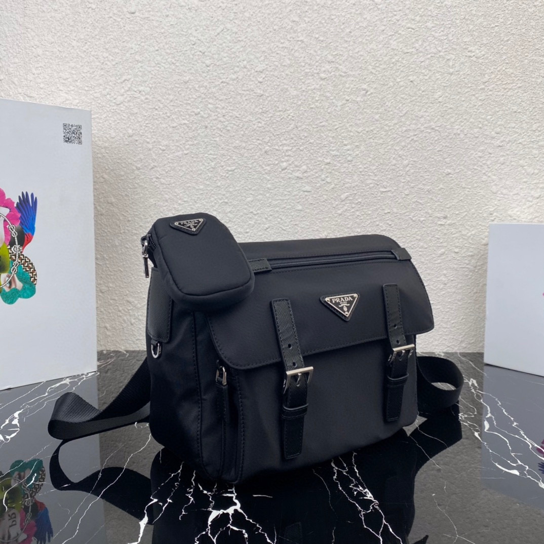 Prada Mailbag