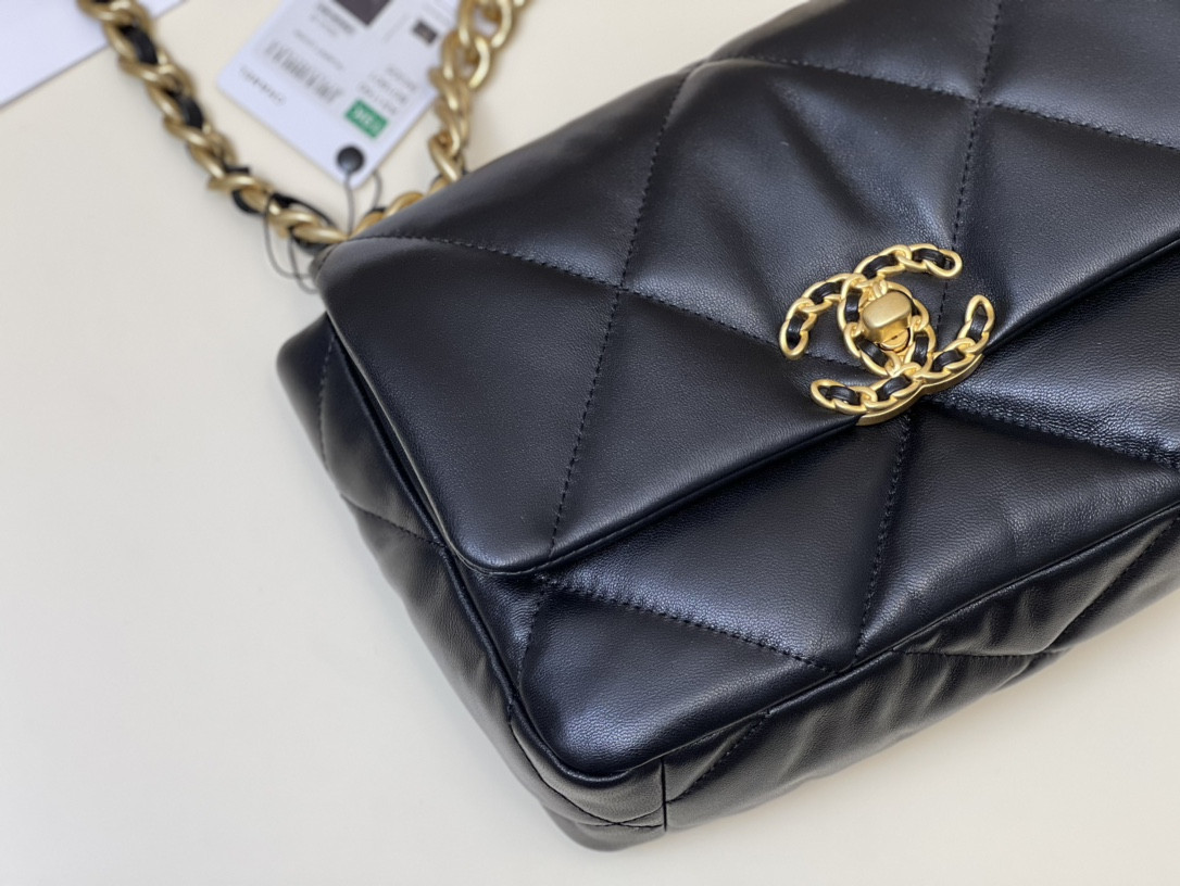 Chanle 19 Handbag