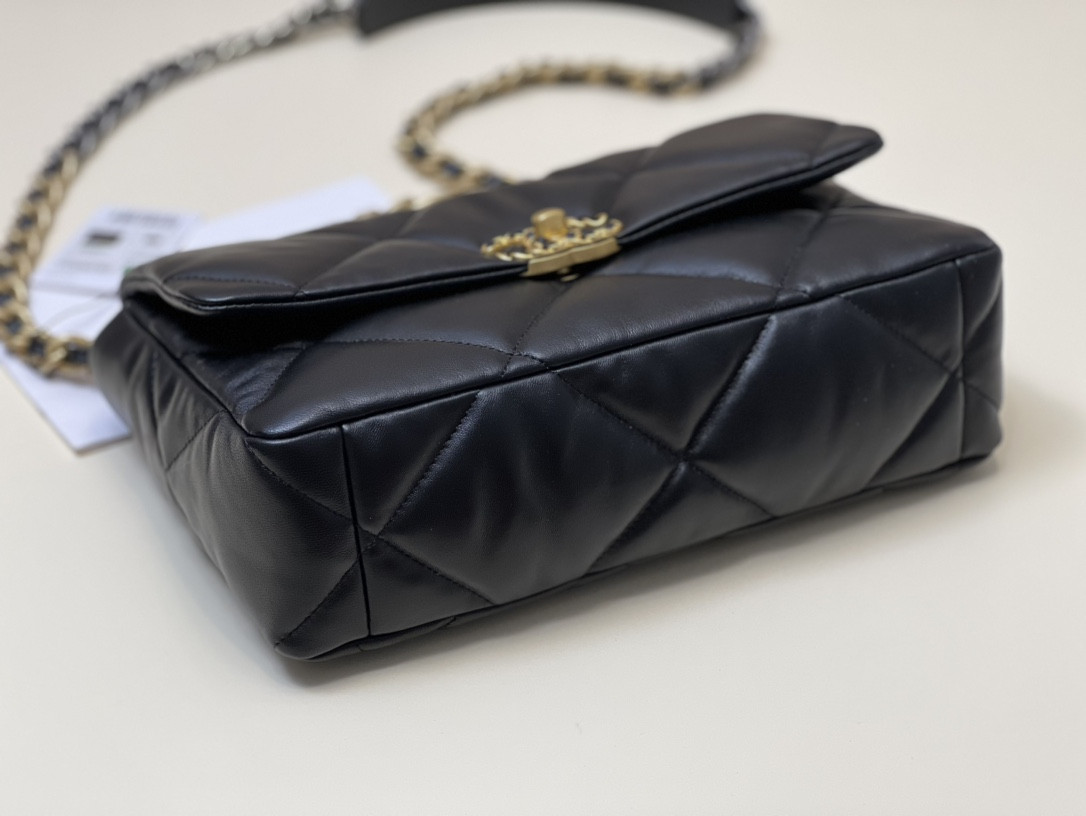 Chanle 19 Handbag
