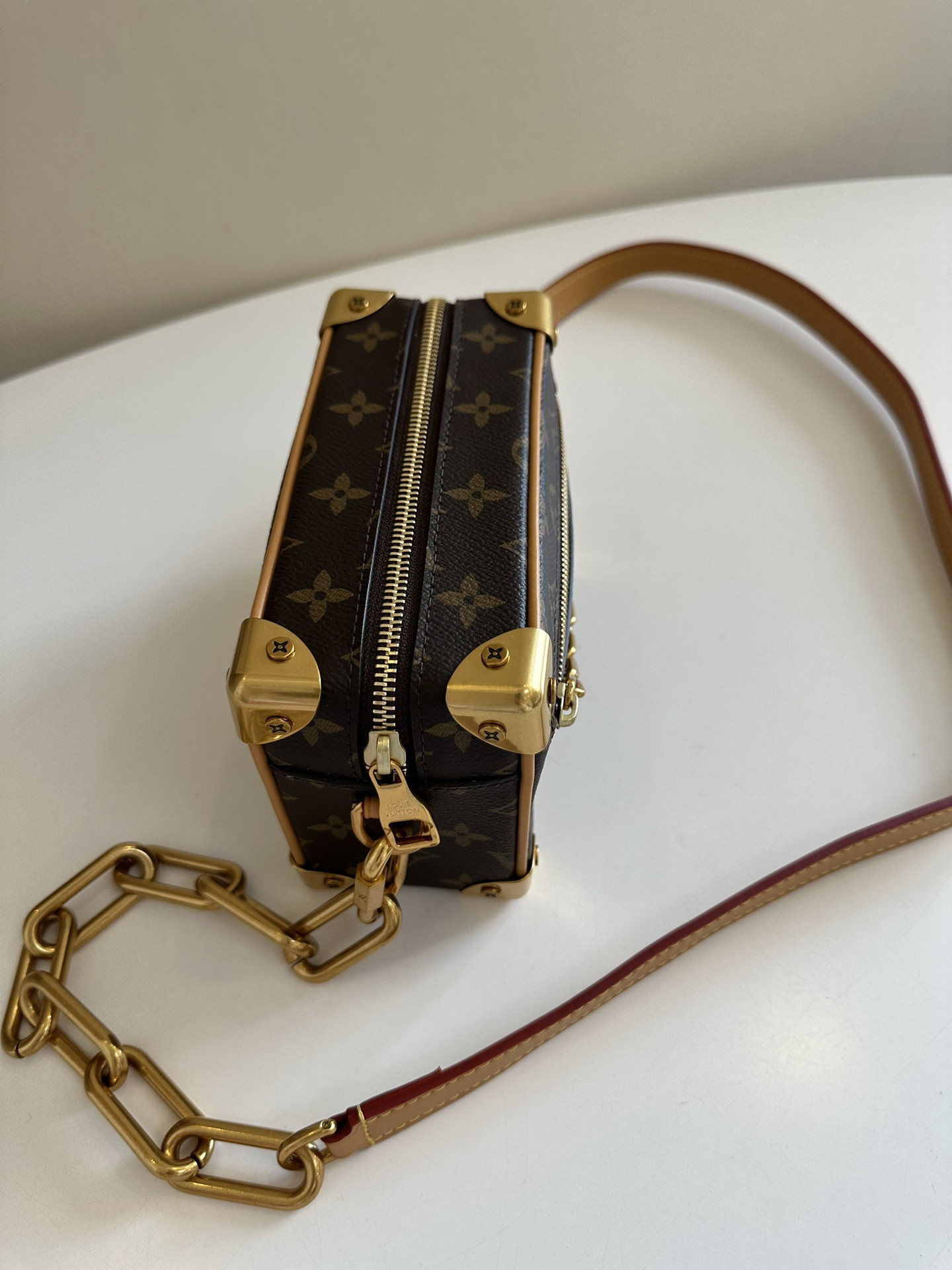 Lv Soft Trunk