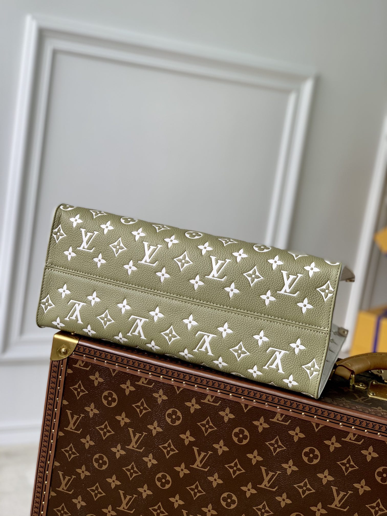 Louis Vuitton Onthego Bag