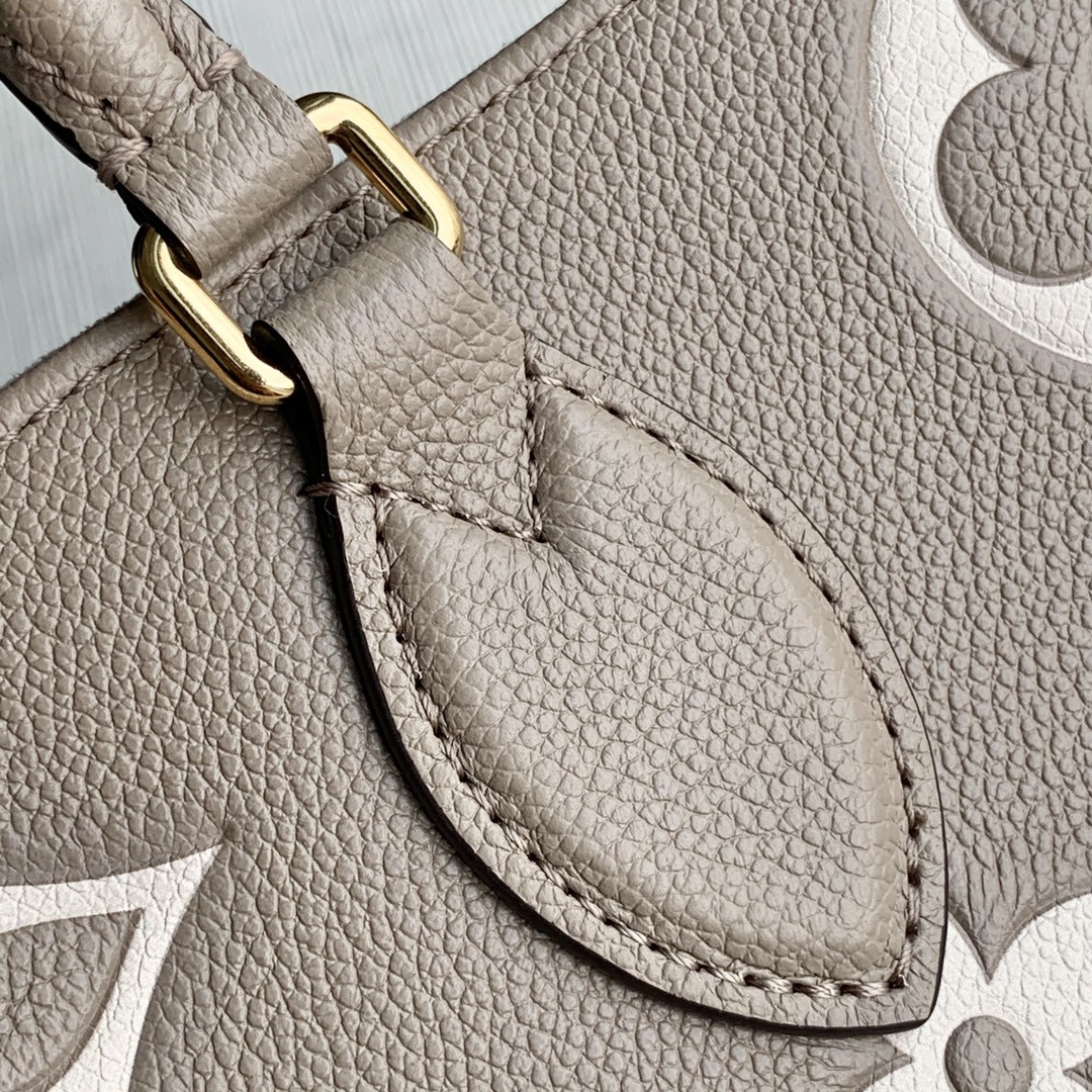 Louis Vuitton Onthego Bag