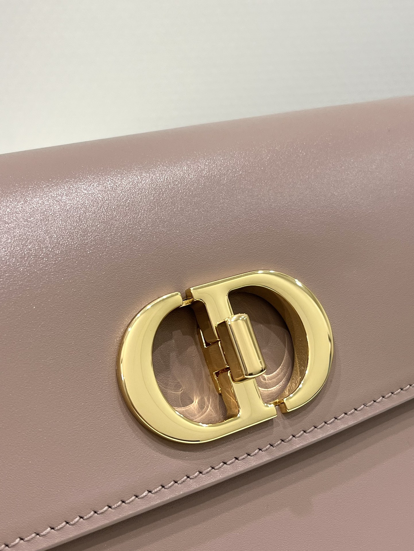 30 Montaigne Bag
