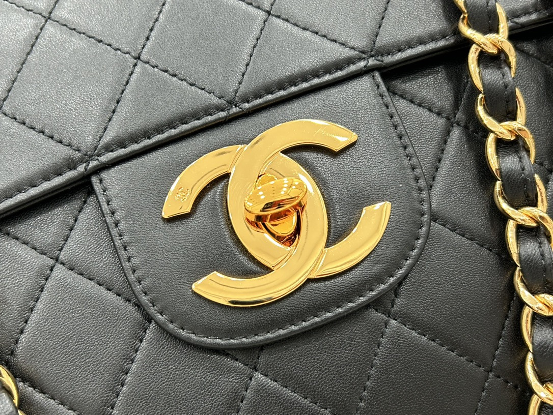 Chanle Flap Bag
