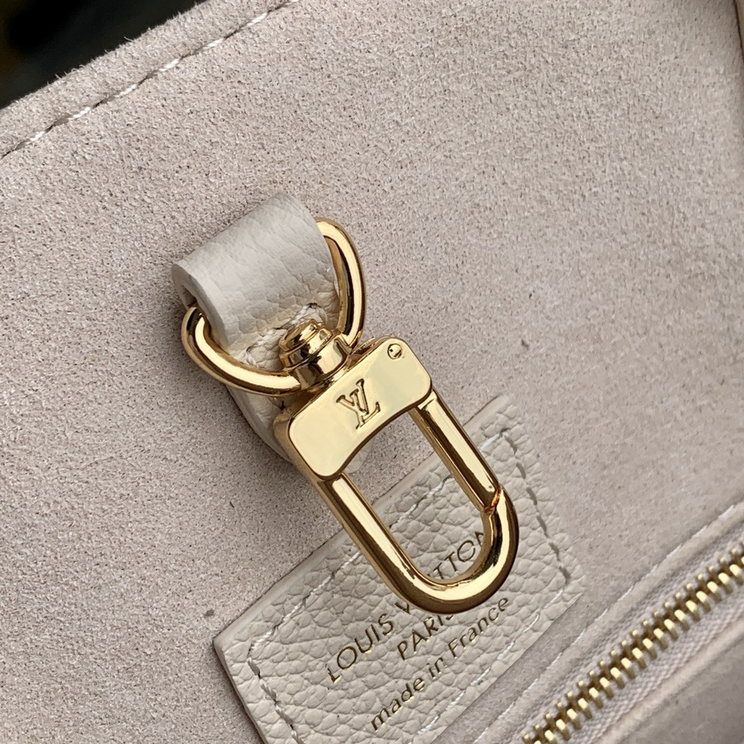 Louis Vuitton Onthego Bag