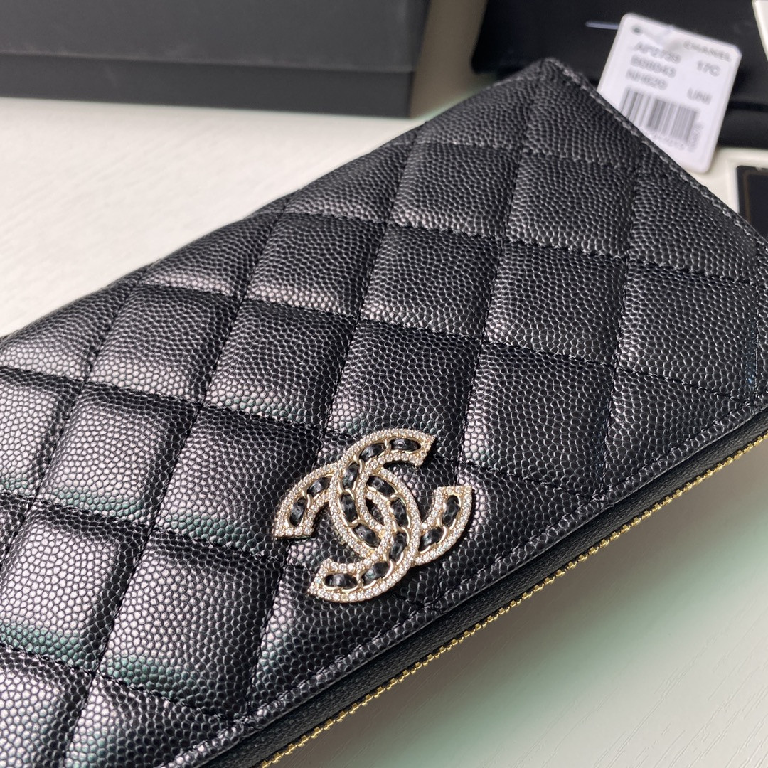 Chanle Zipped Wallet