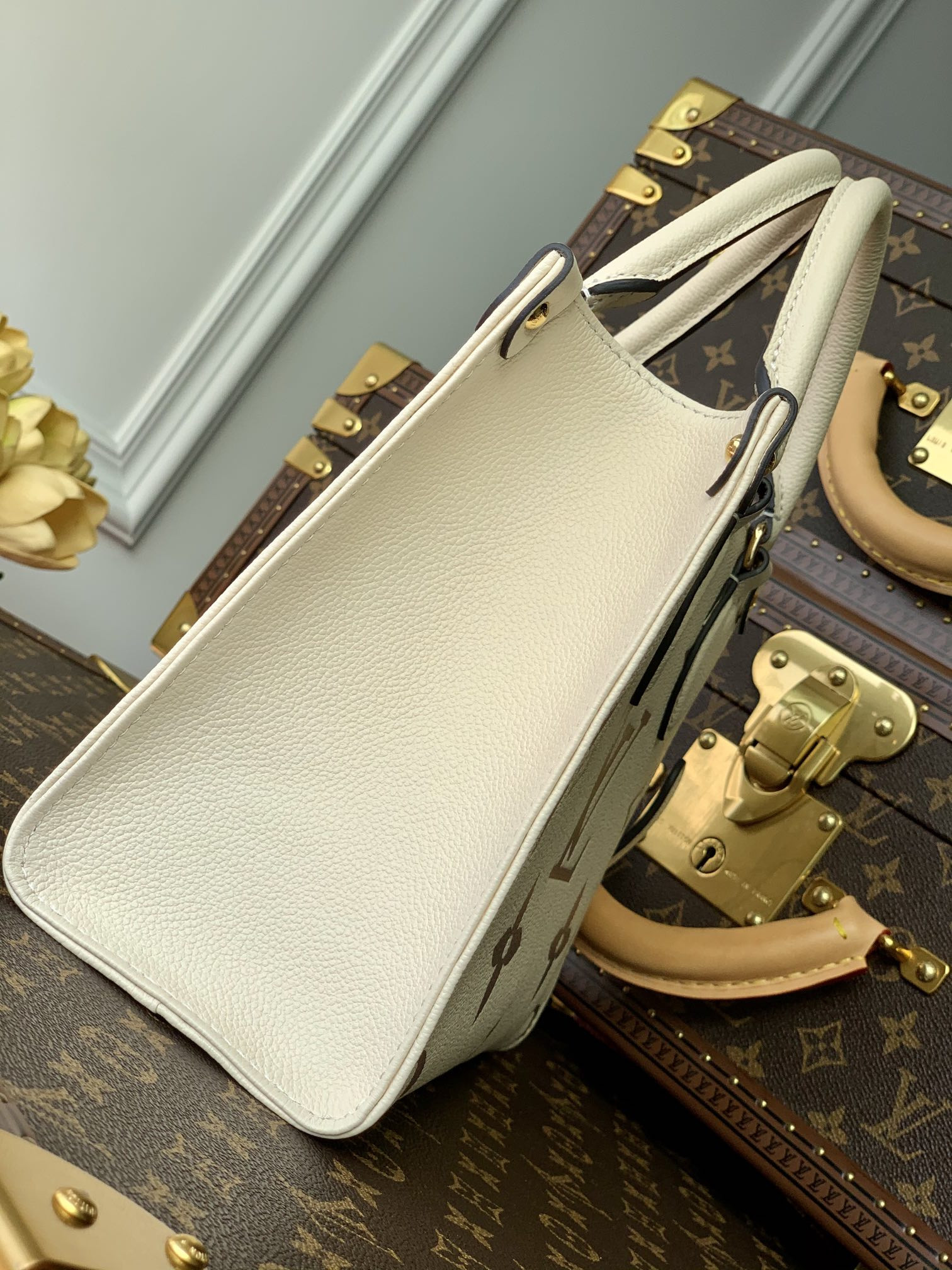 Louis Vuitton Onthego Bag