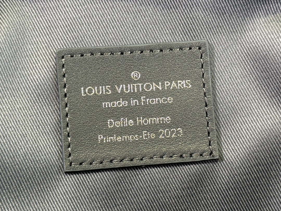 Lv Soft Trunk